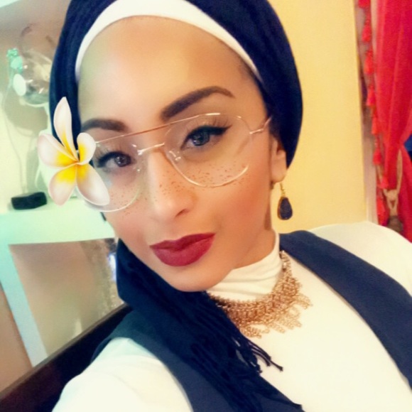 Meet your Posher, Ruesclues - Picture 5 of 5